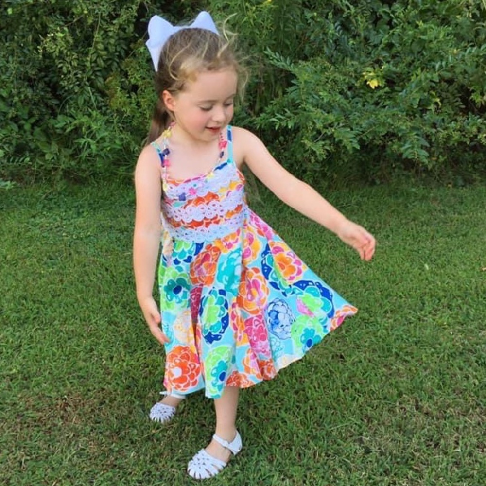 Beautiful floral Rare Editions dress. Girl’s Size 5